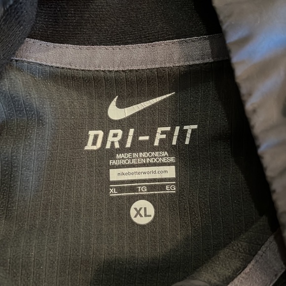 Oklahoma State Cowboys Nike black dri-fit pullover size XL - Picture 4 of 4